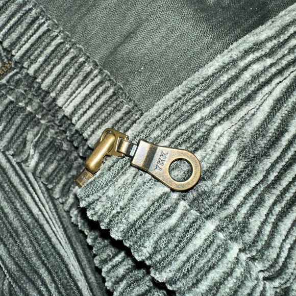 Vintage corduroy jacket in excellent pre-loved condition - Picture 7 of 8